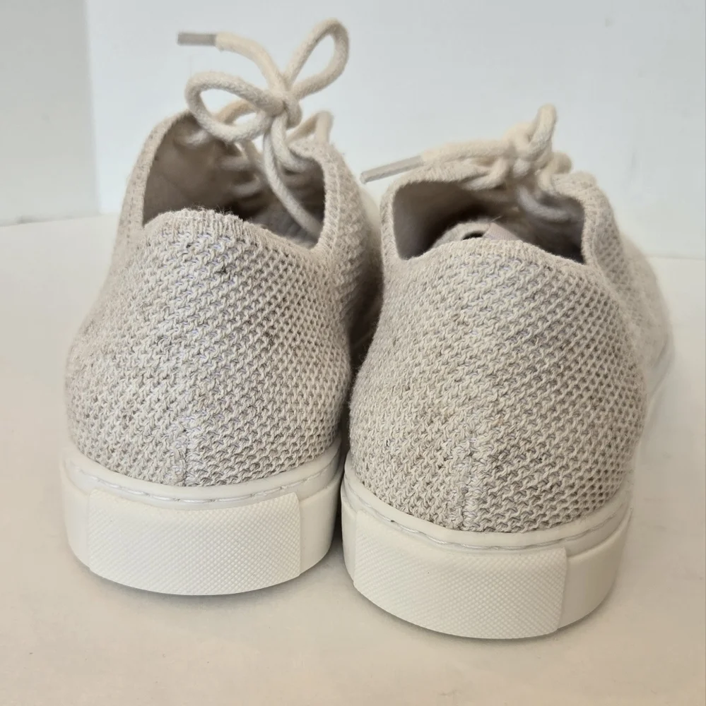 NWOB ! Nisolo White Cream Women's Sneakers